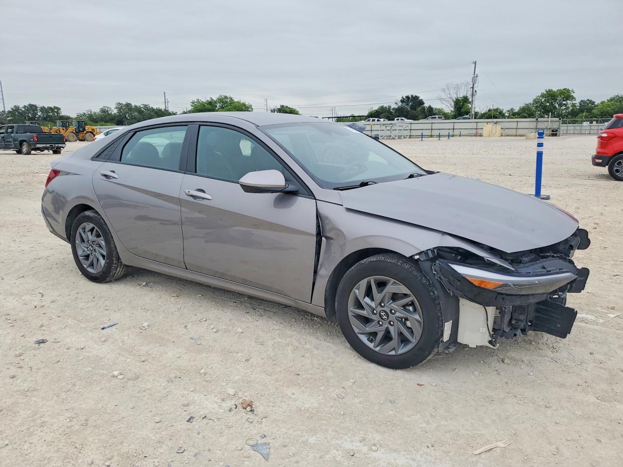 2024 Hyundai Elantra Sel - Фото 4