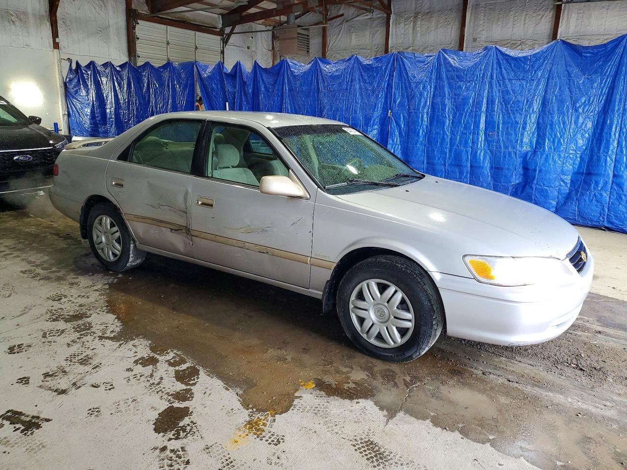 2000 Toyota Camry Le V6 - Фото 4