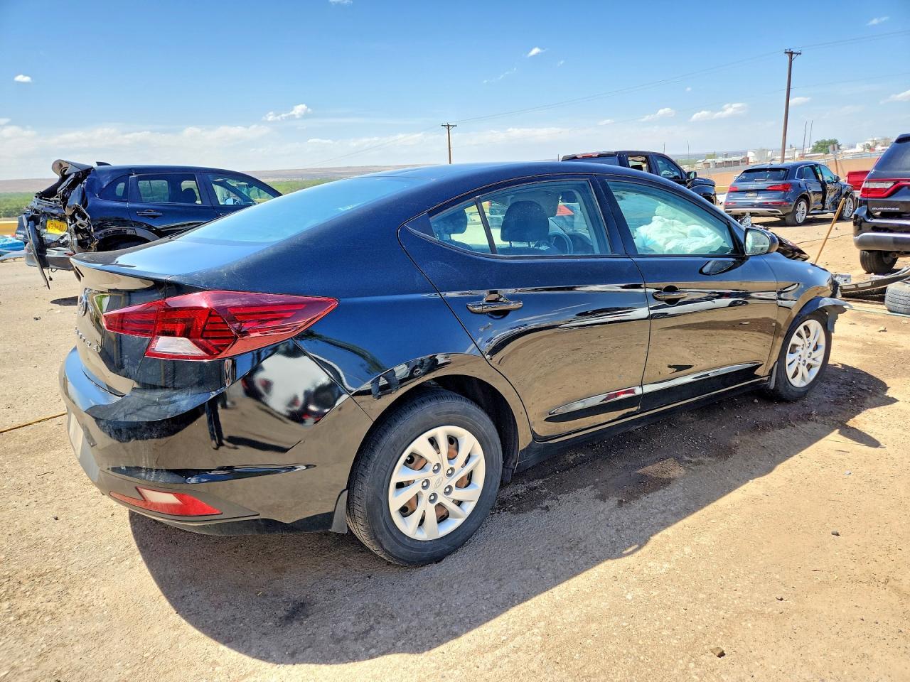 2020 Hyundai Elantra Se - Фото 3