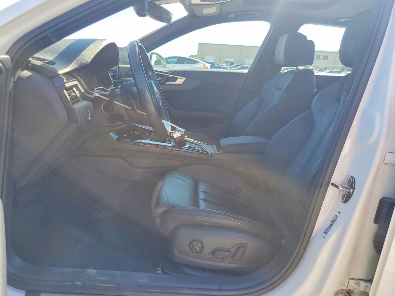 2020 Audi A4 Premium - Фото 7
