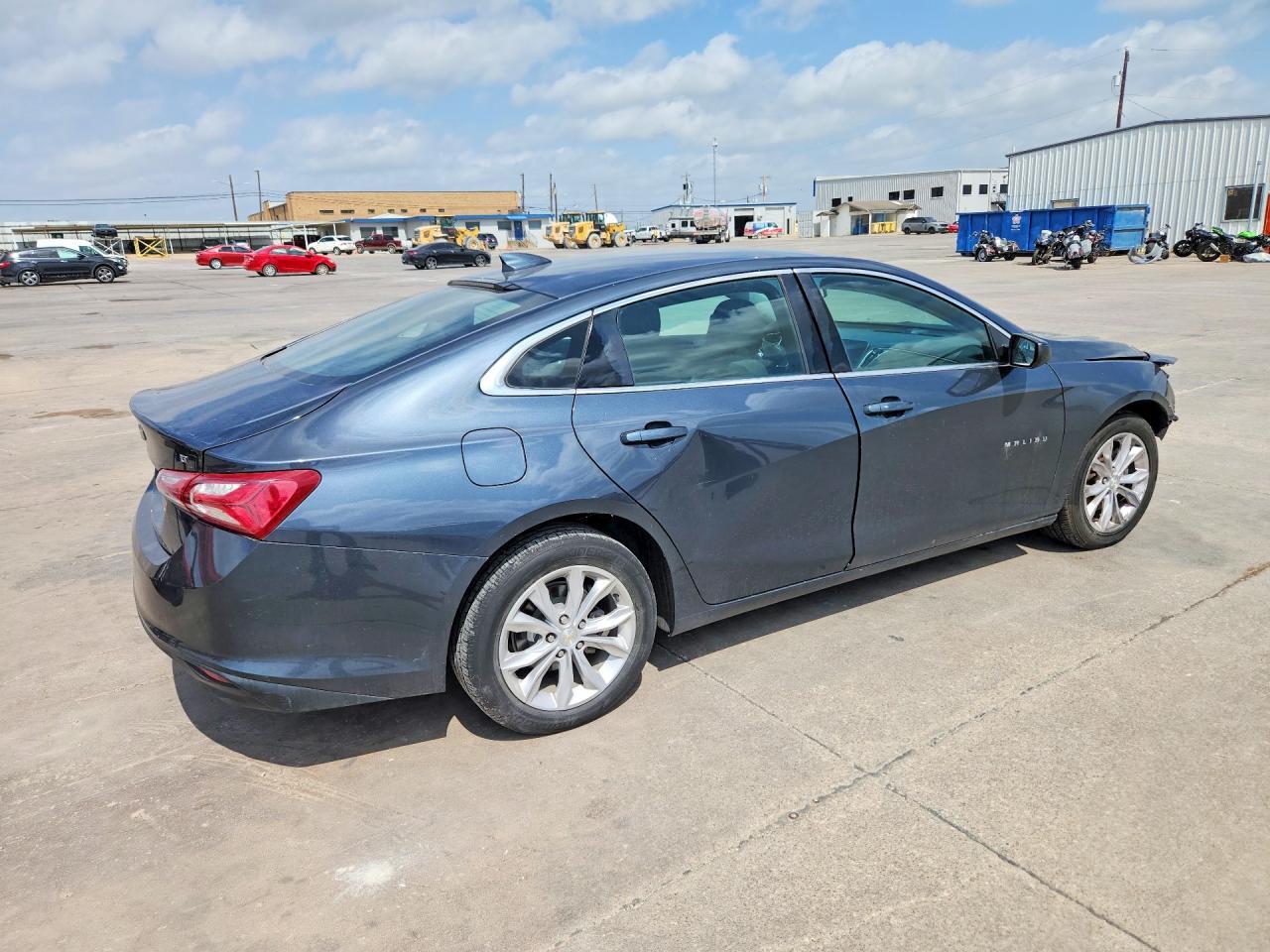2020 Chevrolet Malibu Lt - Image 3