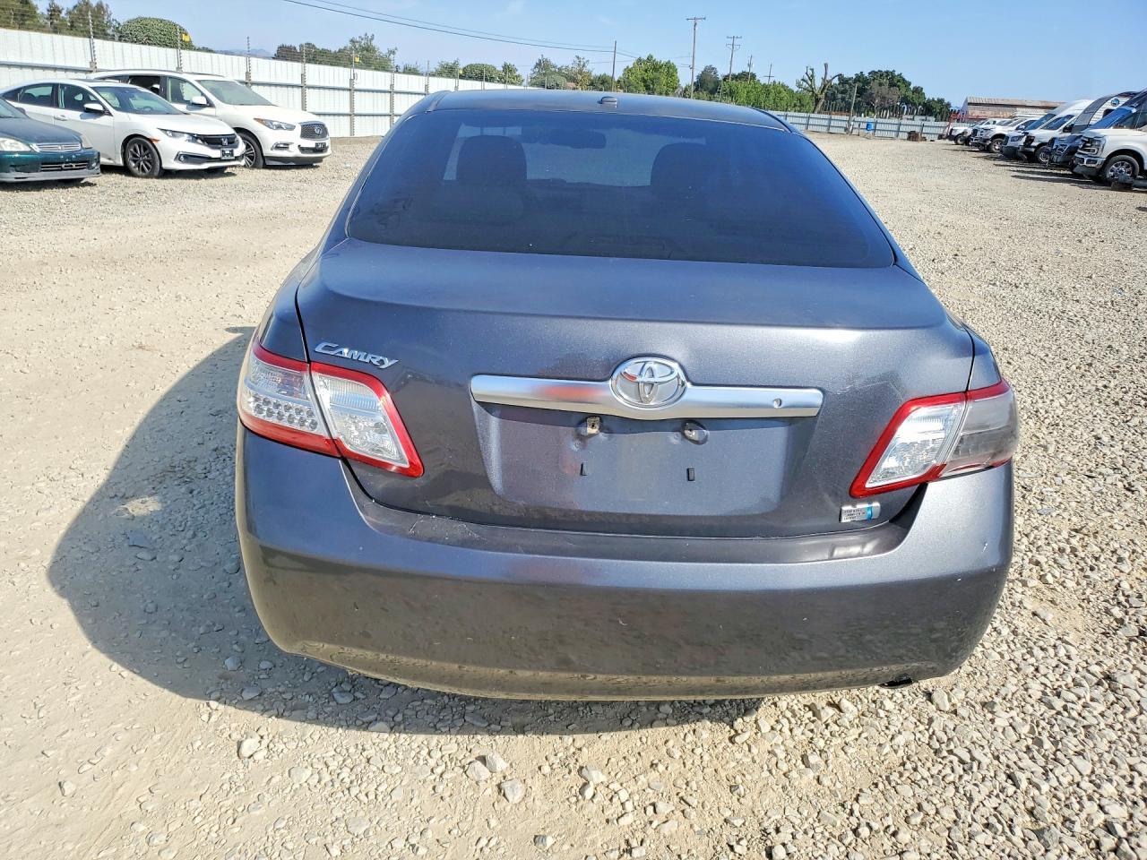 2011 Toyota Camry Hybrid - Фото 6