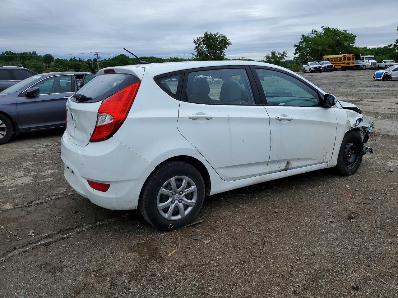 2014 Hyundai Accent Gs - Фото 3