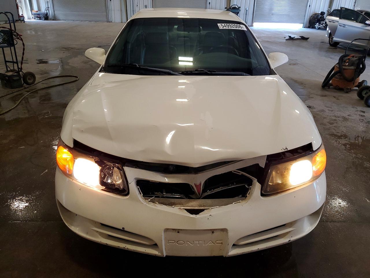 2005 Pontiac Bonneville Se - Image 5