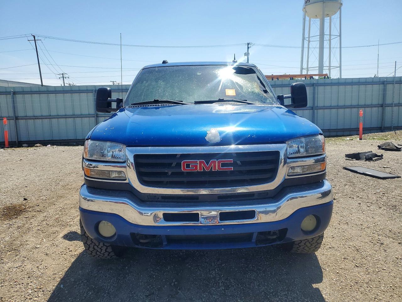 2004 GMC Sierra K2500 Heavy Duty - Фото 5