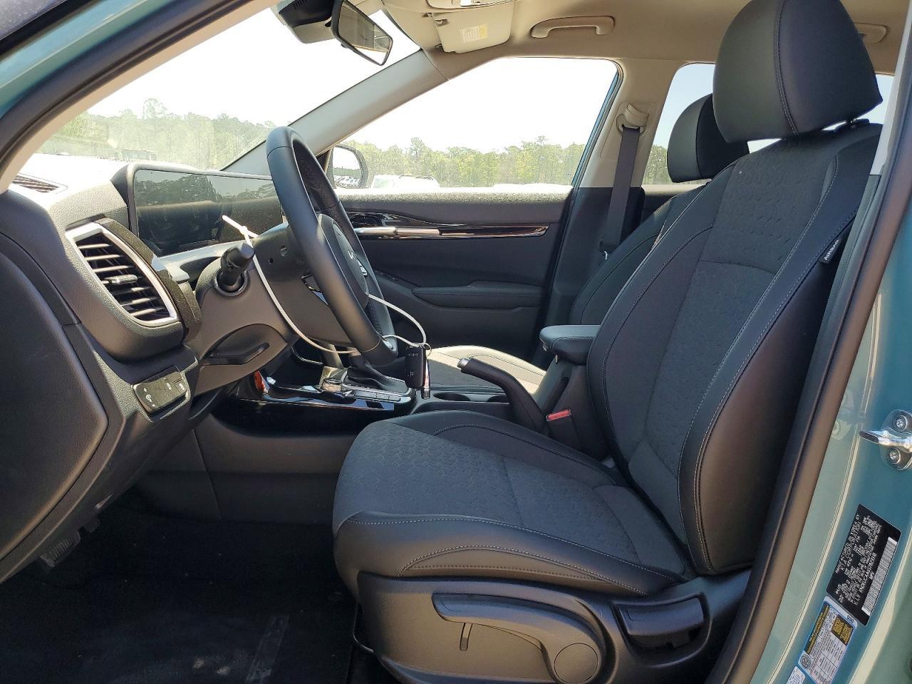 2025 Kia Seltos S - Image 7