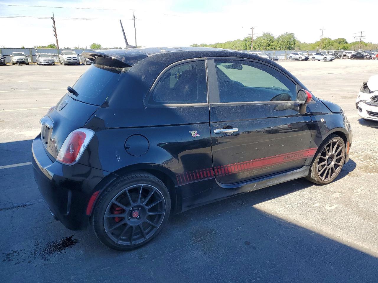 2015 Fiat 500 Abarth - Фото 3