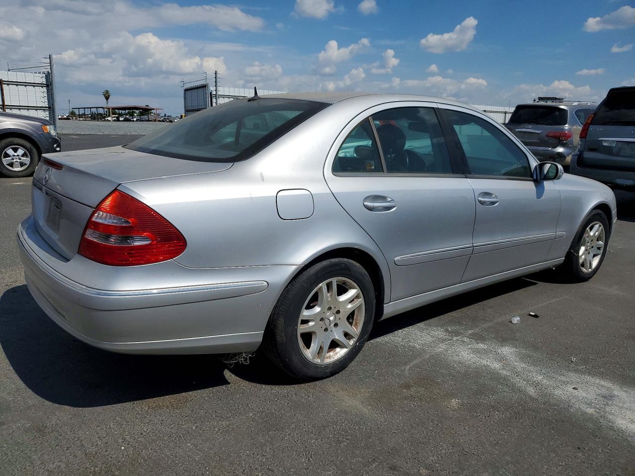 2003 Mercedes-Benz E 320 - Image 3