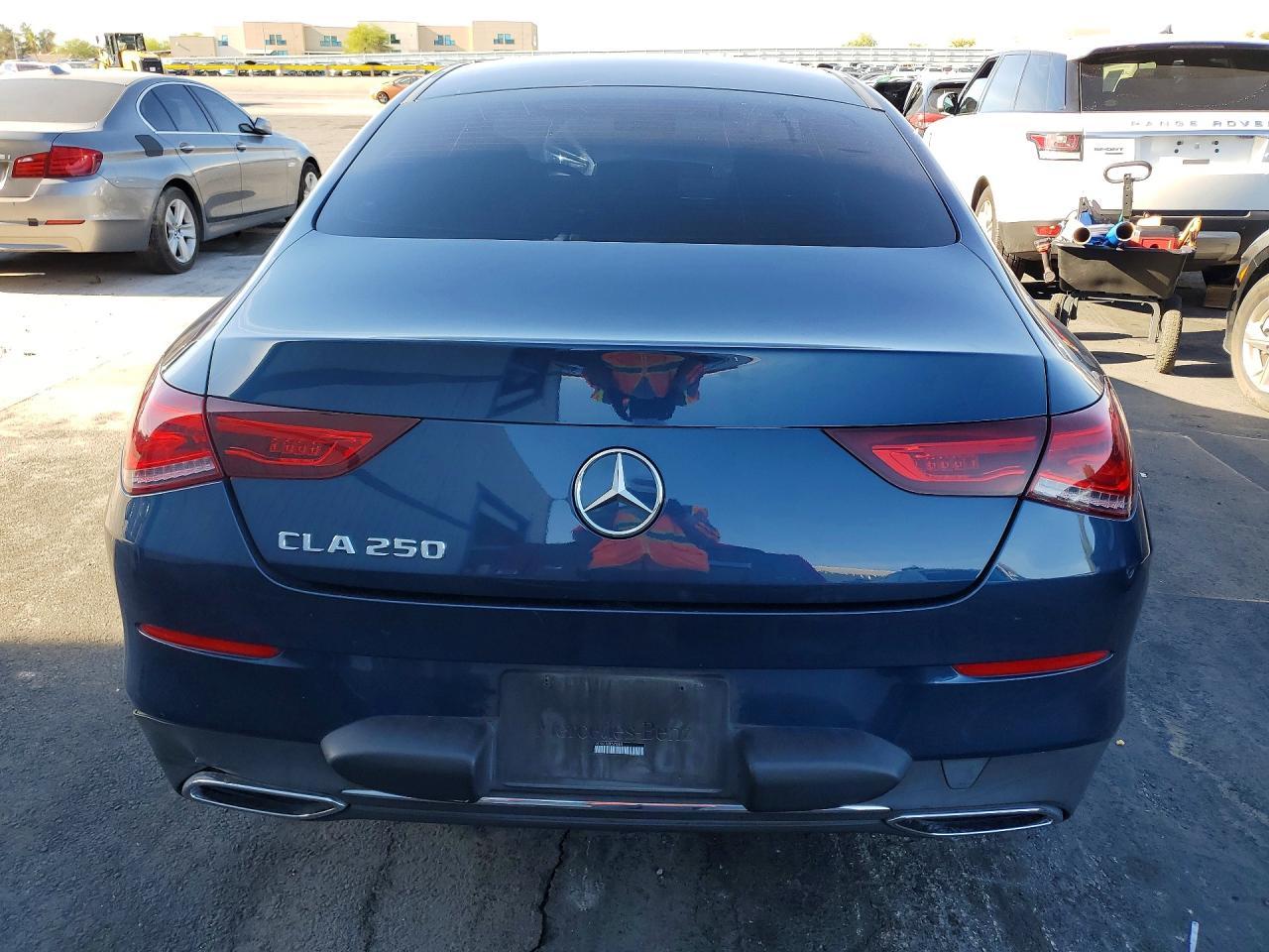 2020 Mercedes-Benz Cla 250 - Фото 6
