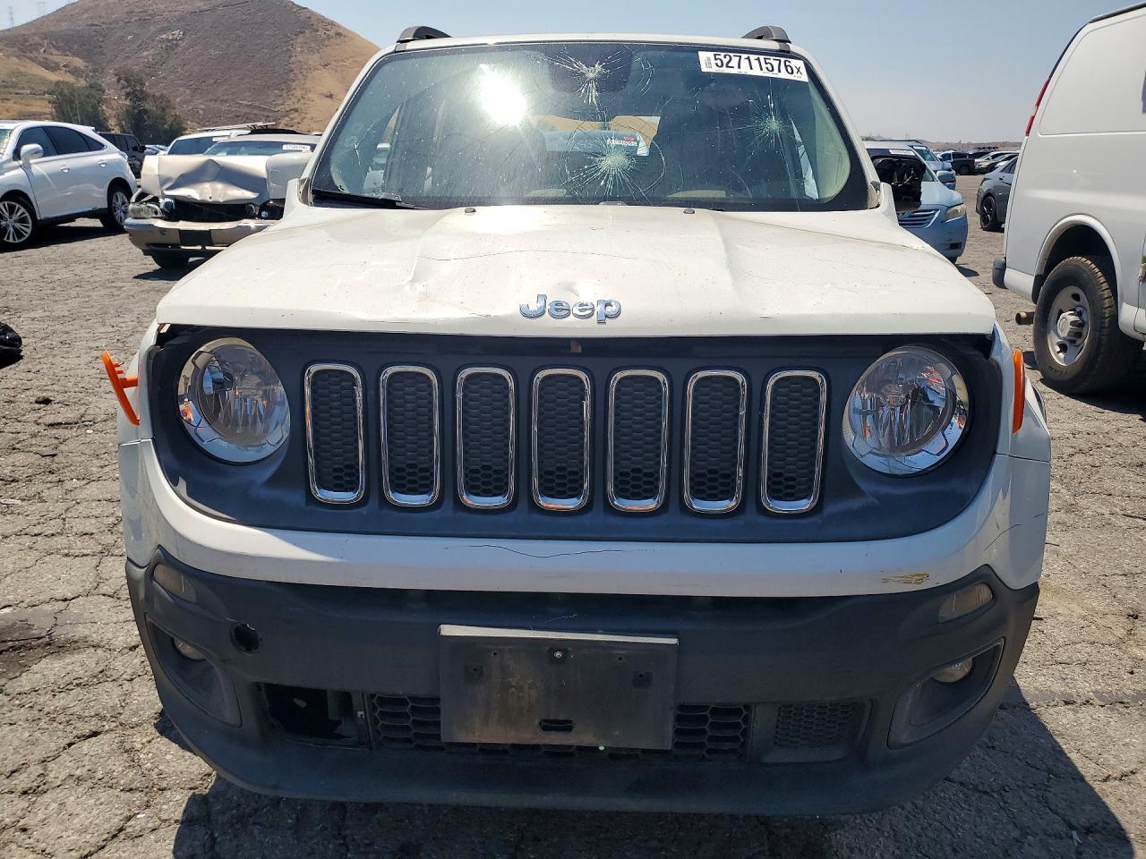 2015 Jeep Renegade Latitude - Image 5