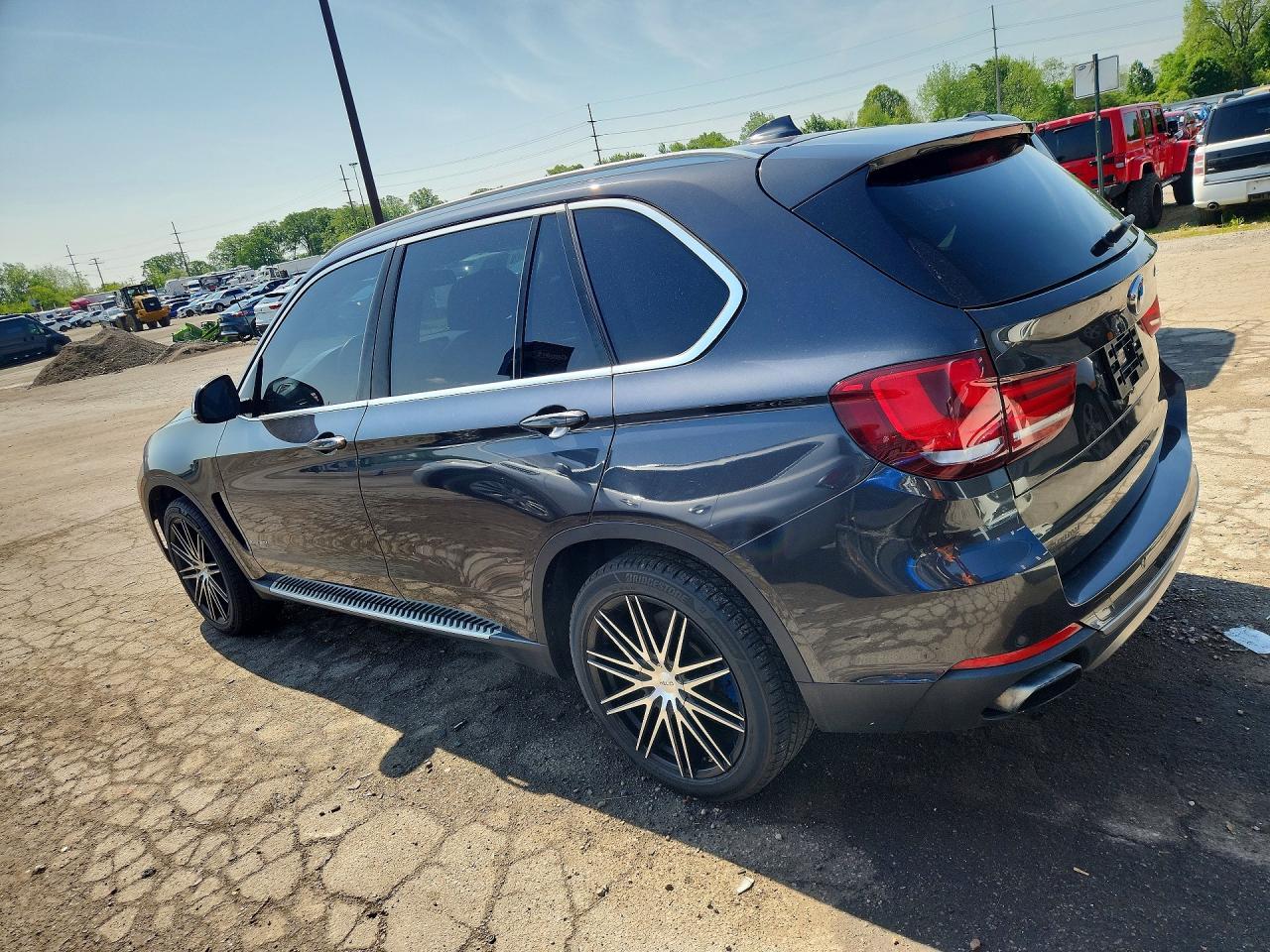 2015 BMW X5 xDrive50I - Image 2