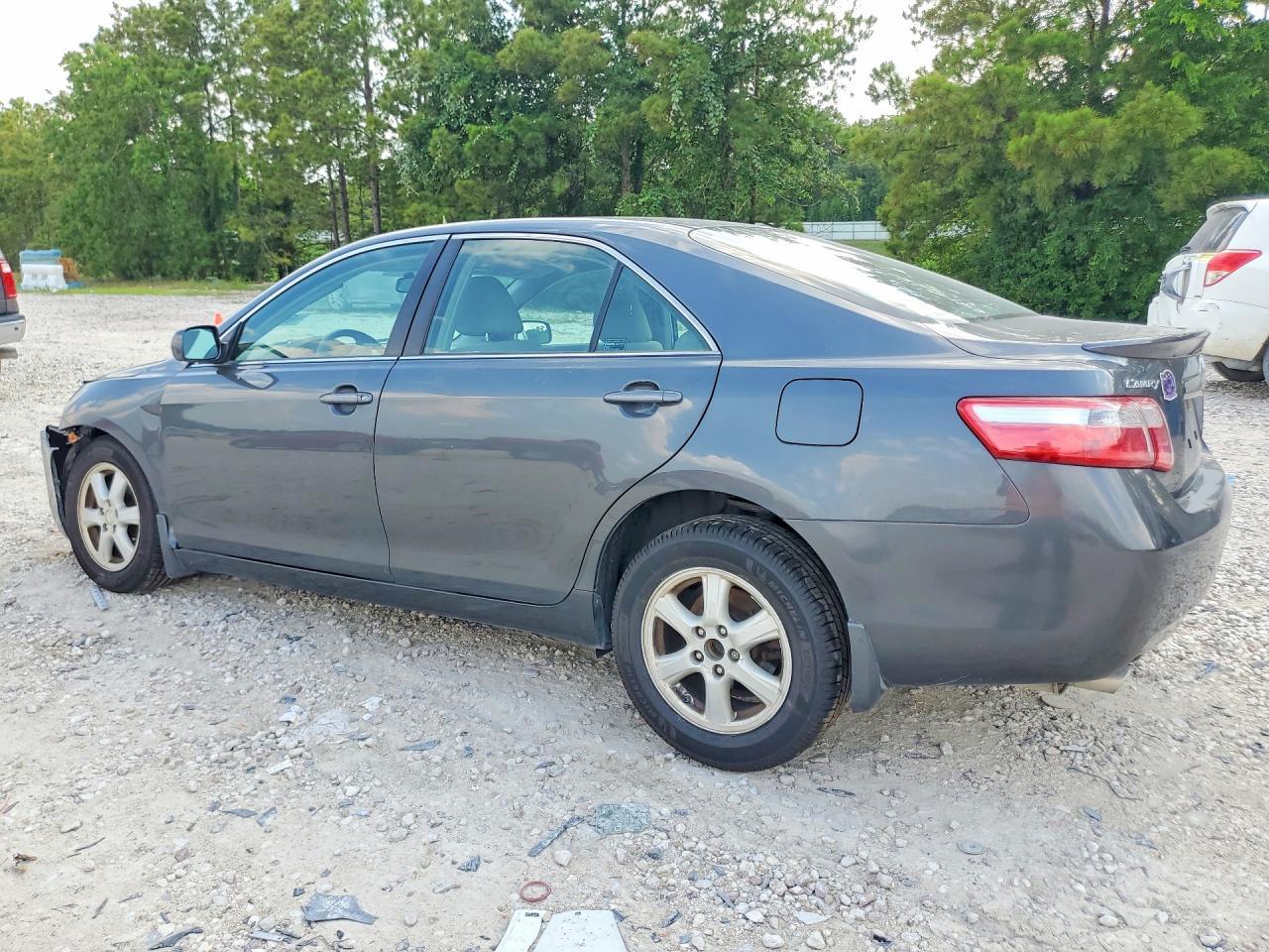 2007 Toyota Camry Le V6 - Фото 2
