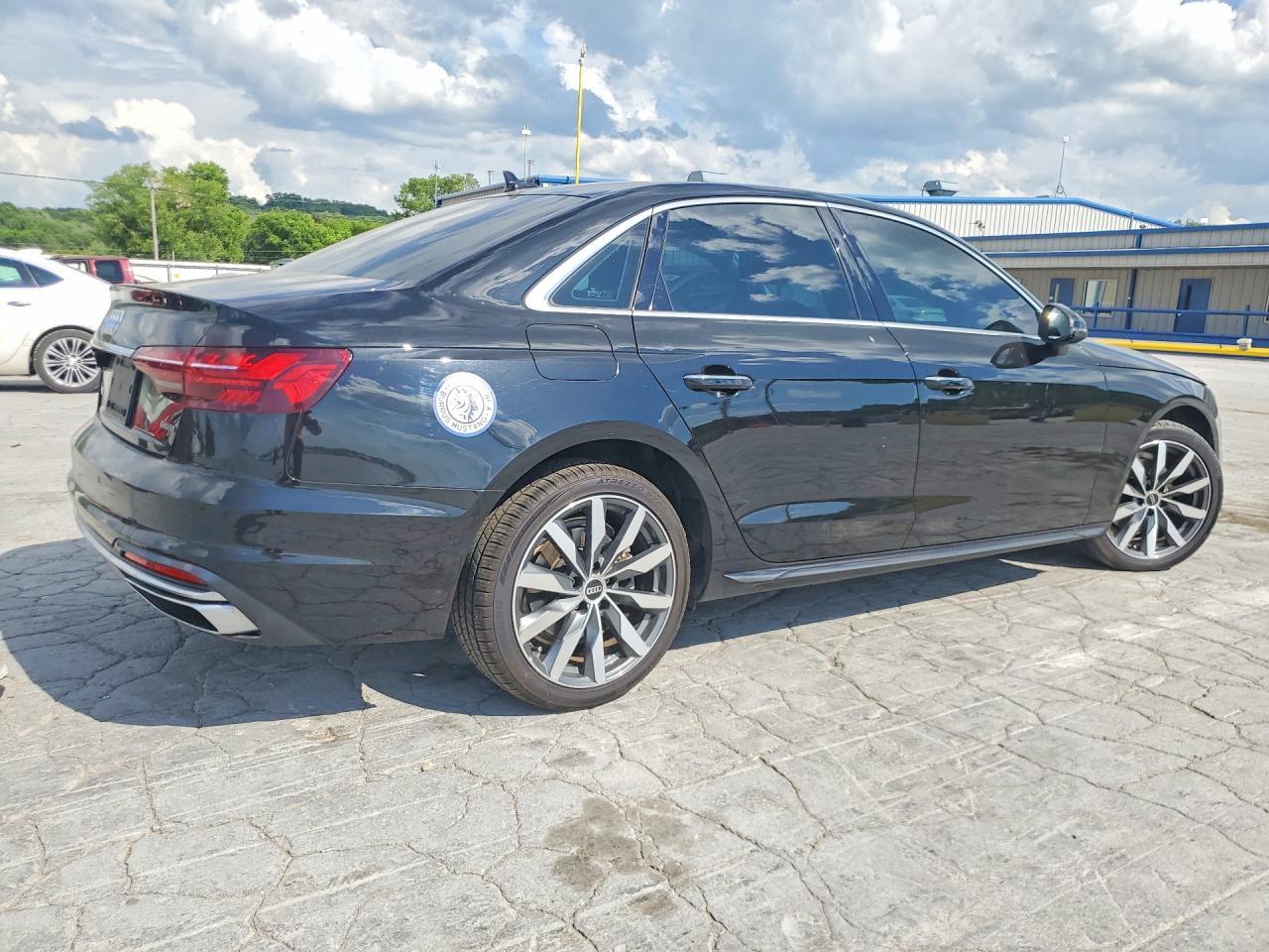 2021 Audi A4 Premium 40 - Фото 3