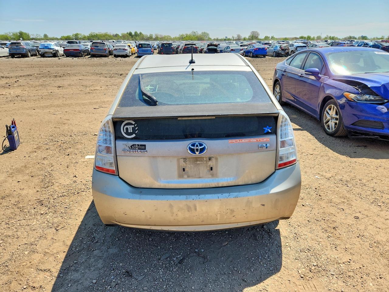 2010 Toyota Prius Iii - Фото 6