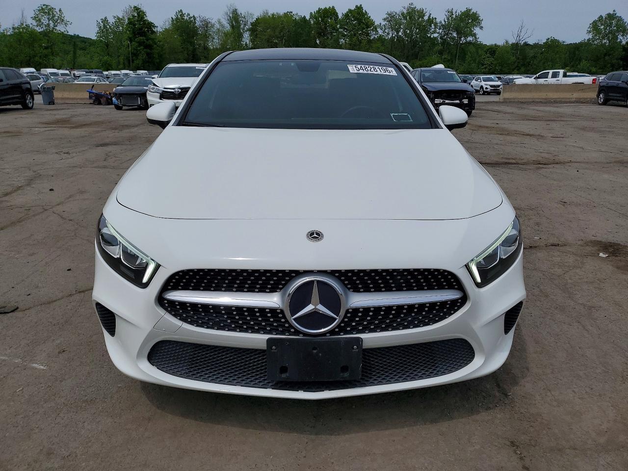 2021 Mercedes-Benz A 220 4Matic - Фото 5