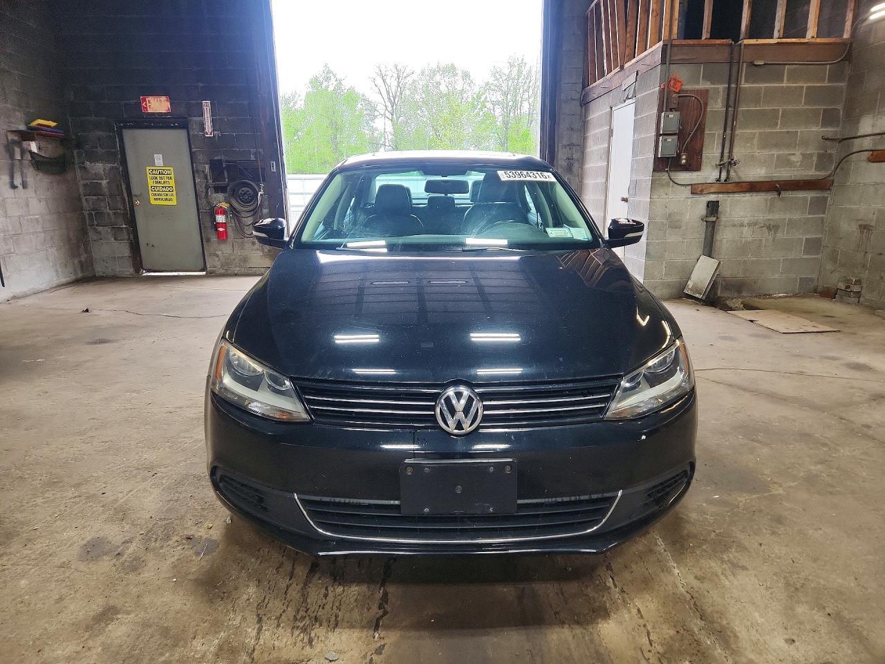 2014 Volkswagen Jetta Se - Image 5