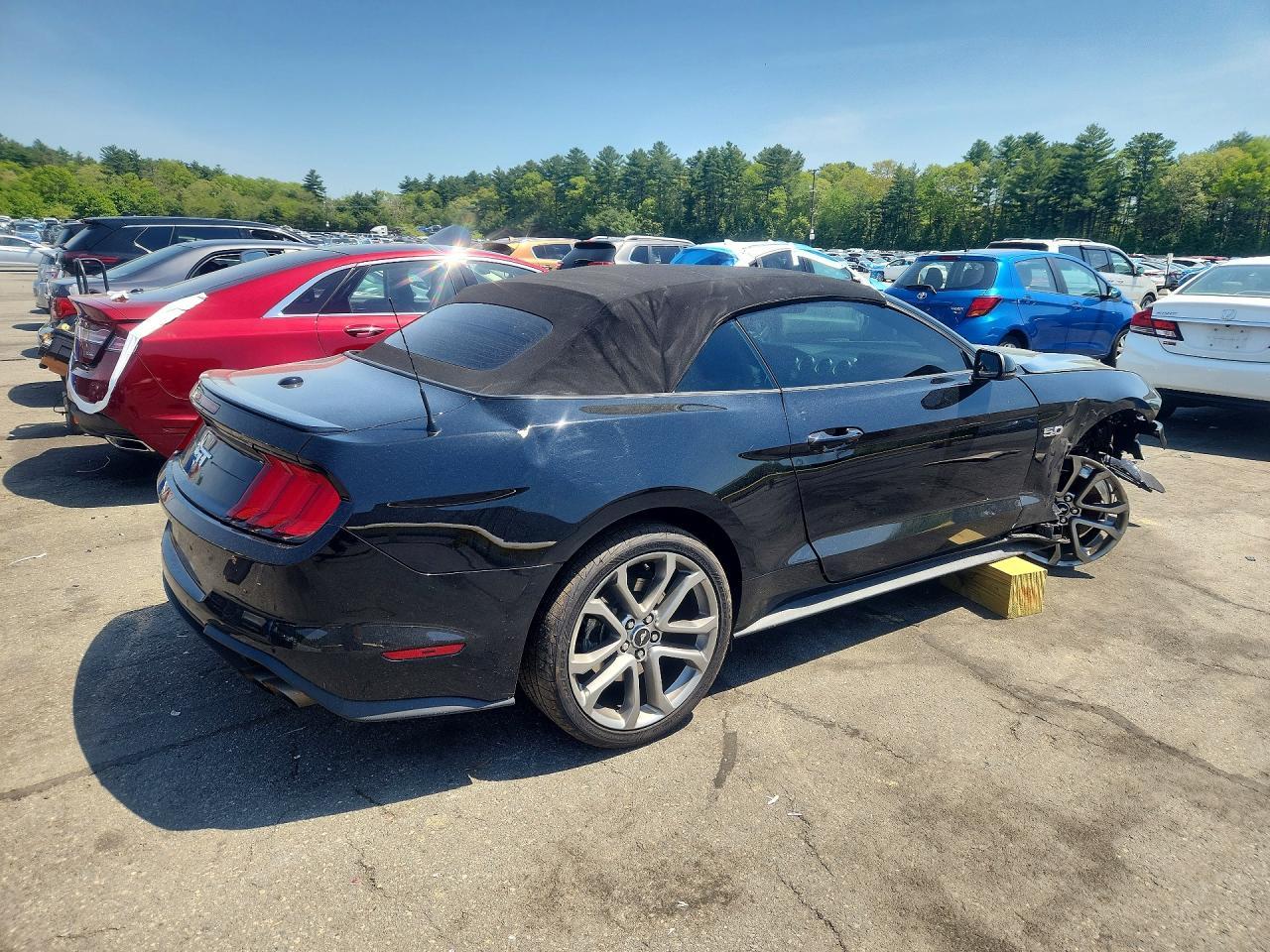 2022 Ford Mustang Gt - Фото 3