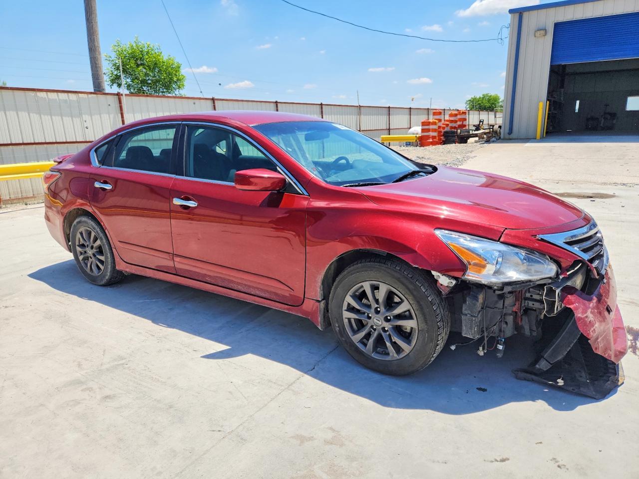 2015 Nissan Altima 2.5 S - Фото 4