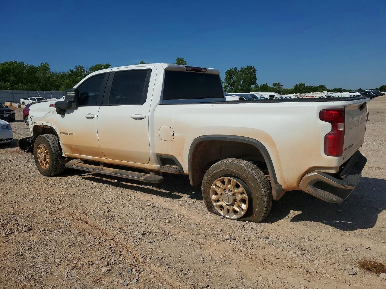 2024 Chevrolet Silverado K2500 Heavy Duty Lt - Image 2