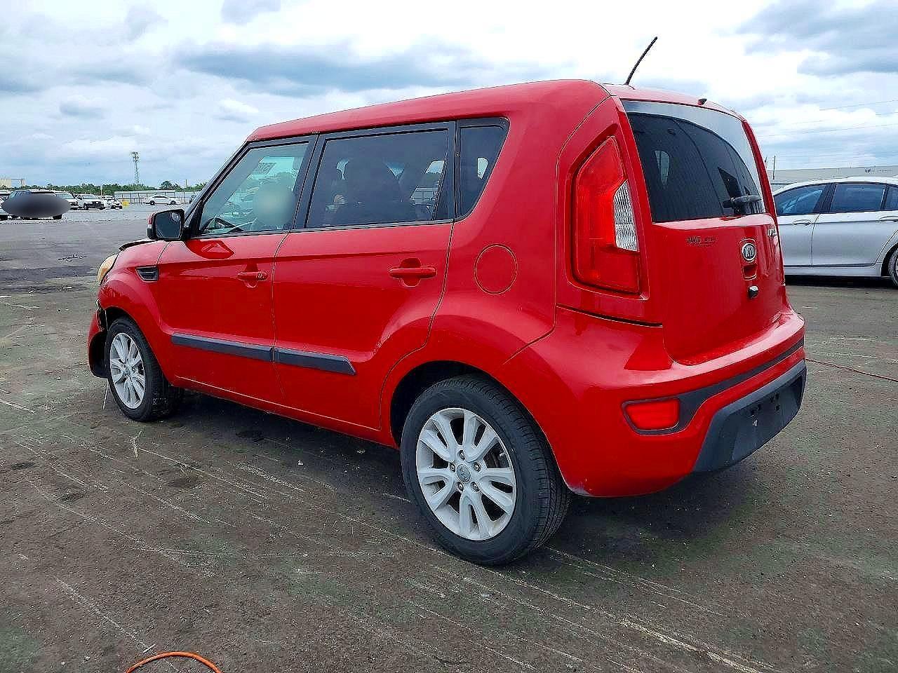 2012 Kia Soul + - Image 2