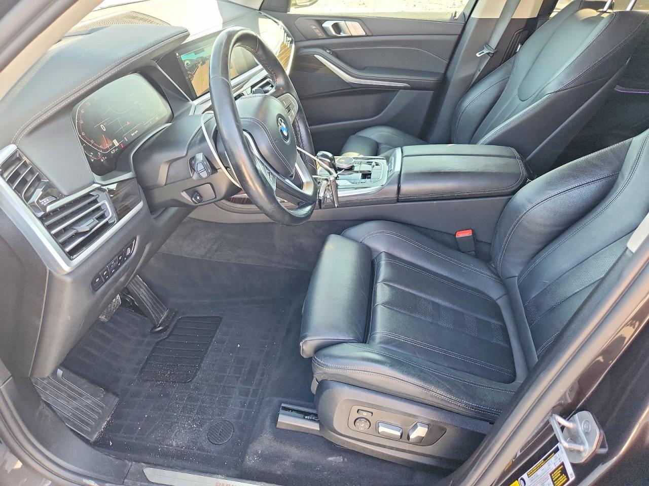 2021 BMW X7 xDrive40I - Фото 7