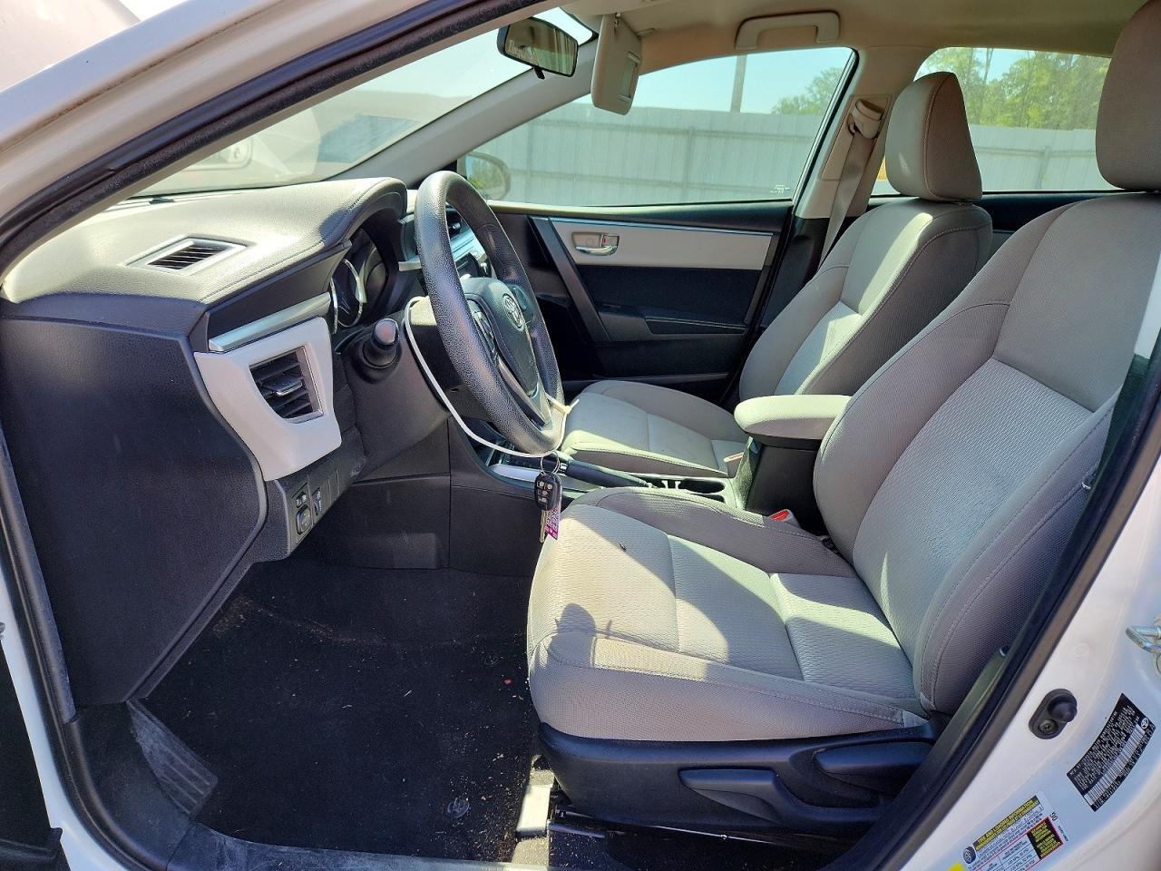 2016 Toyota Corolla Le - Image 7