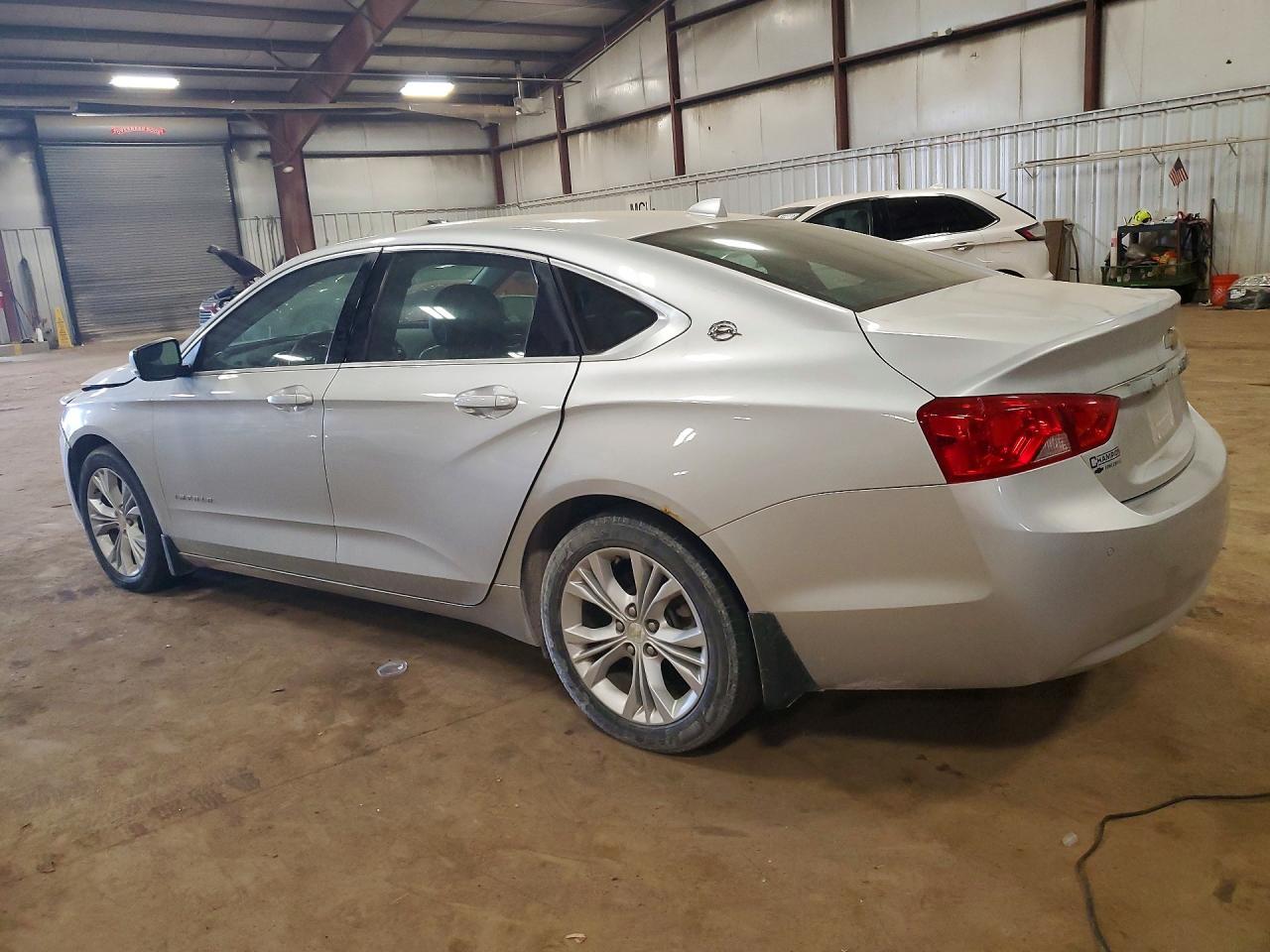 2014 Chevrolet Impala Lt - Image 2