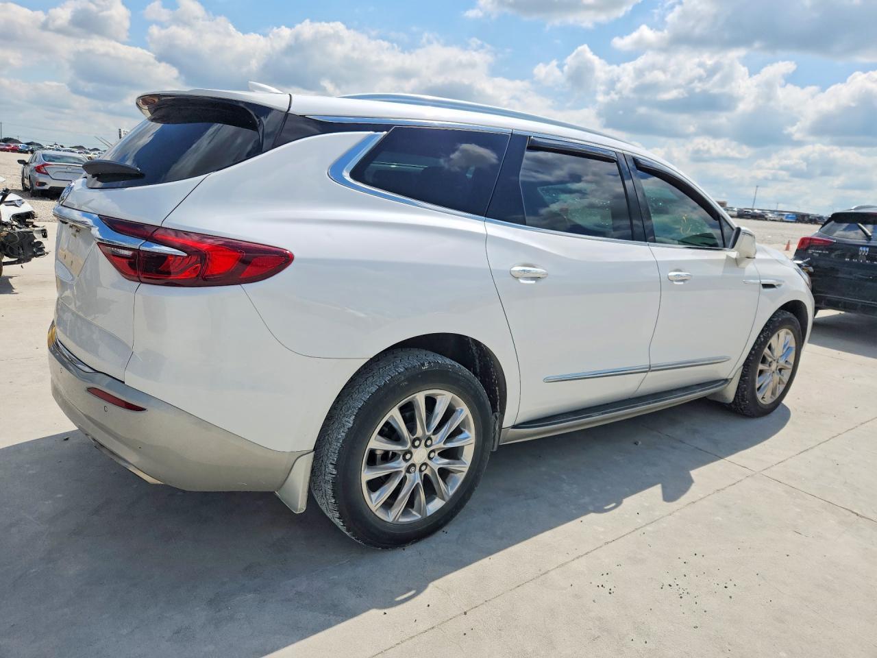 2020 Buick Enclave Premium - Фото 3