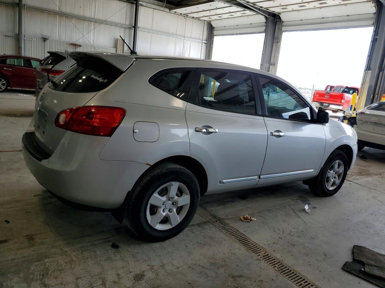 2013 Nissan Rogue - Фото 3