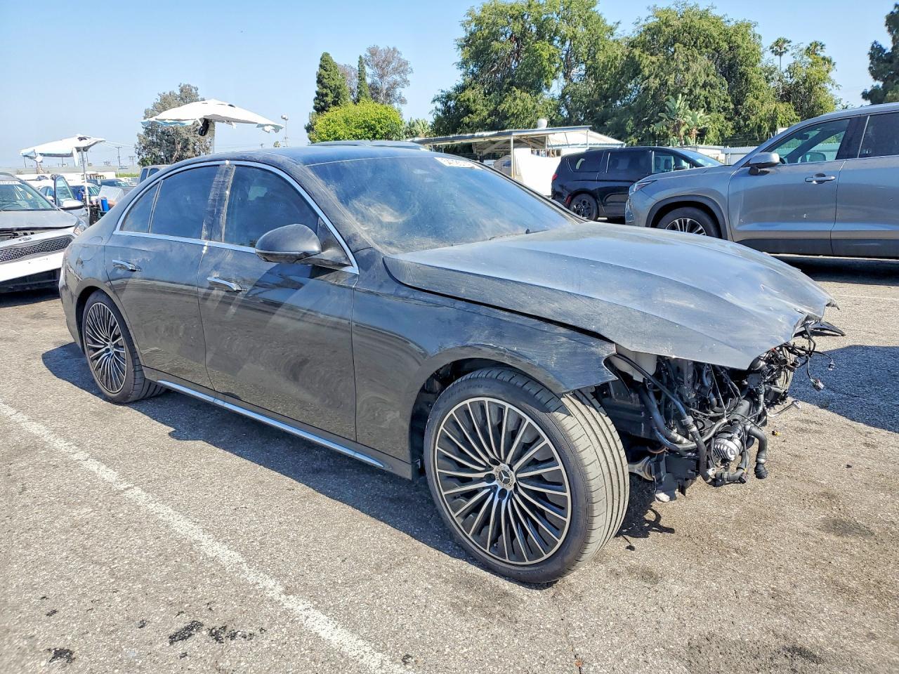 2026 Mercedes-Benz E 350 - Фото 4