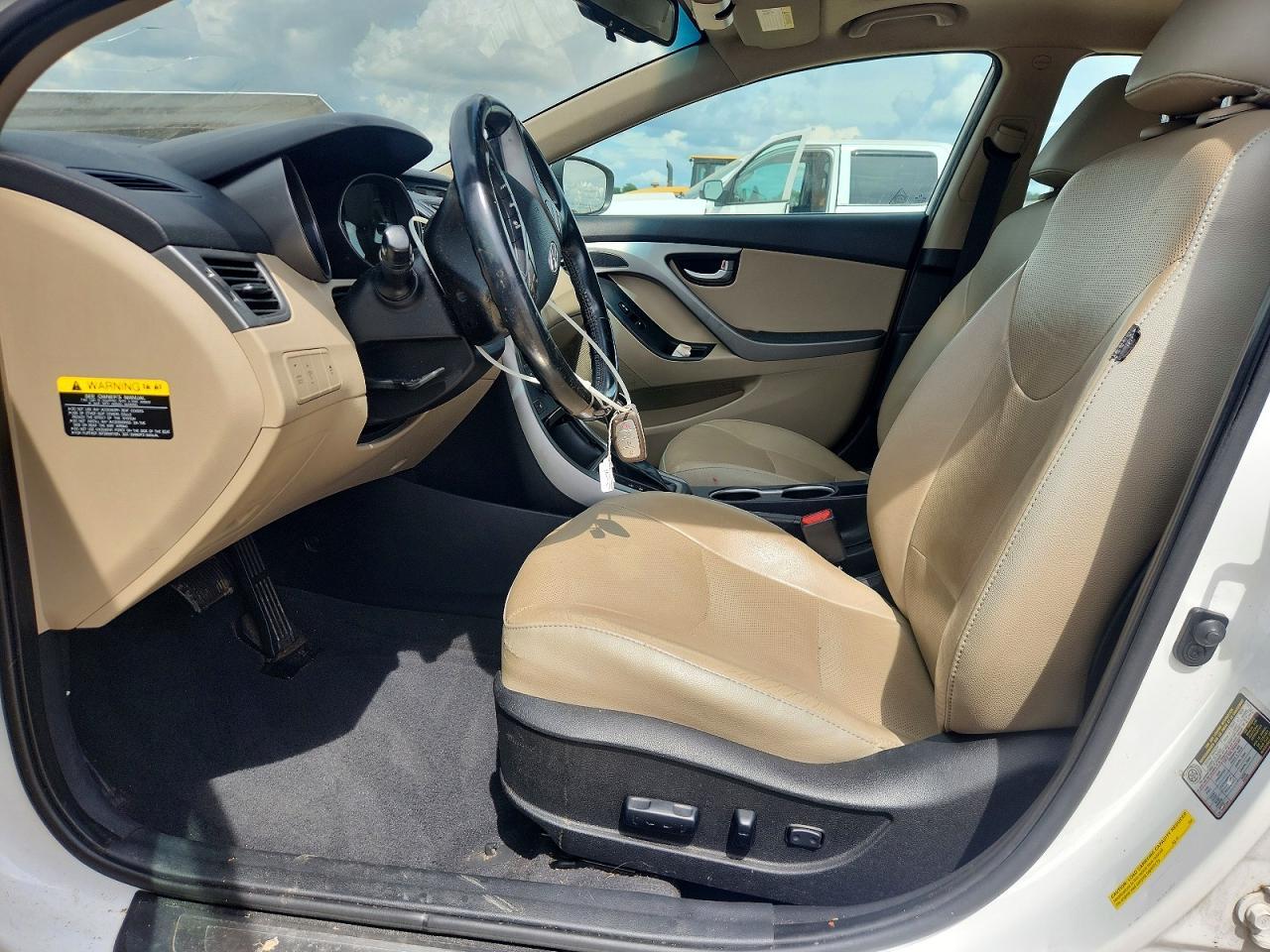 2015 Hyundai Elantra Limited - Фото 7