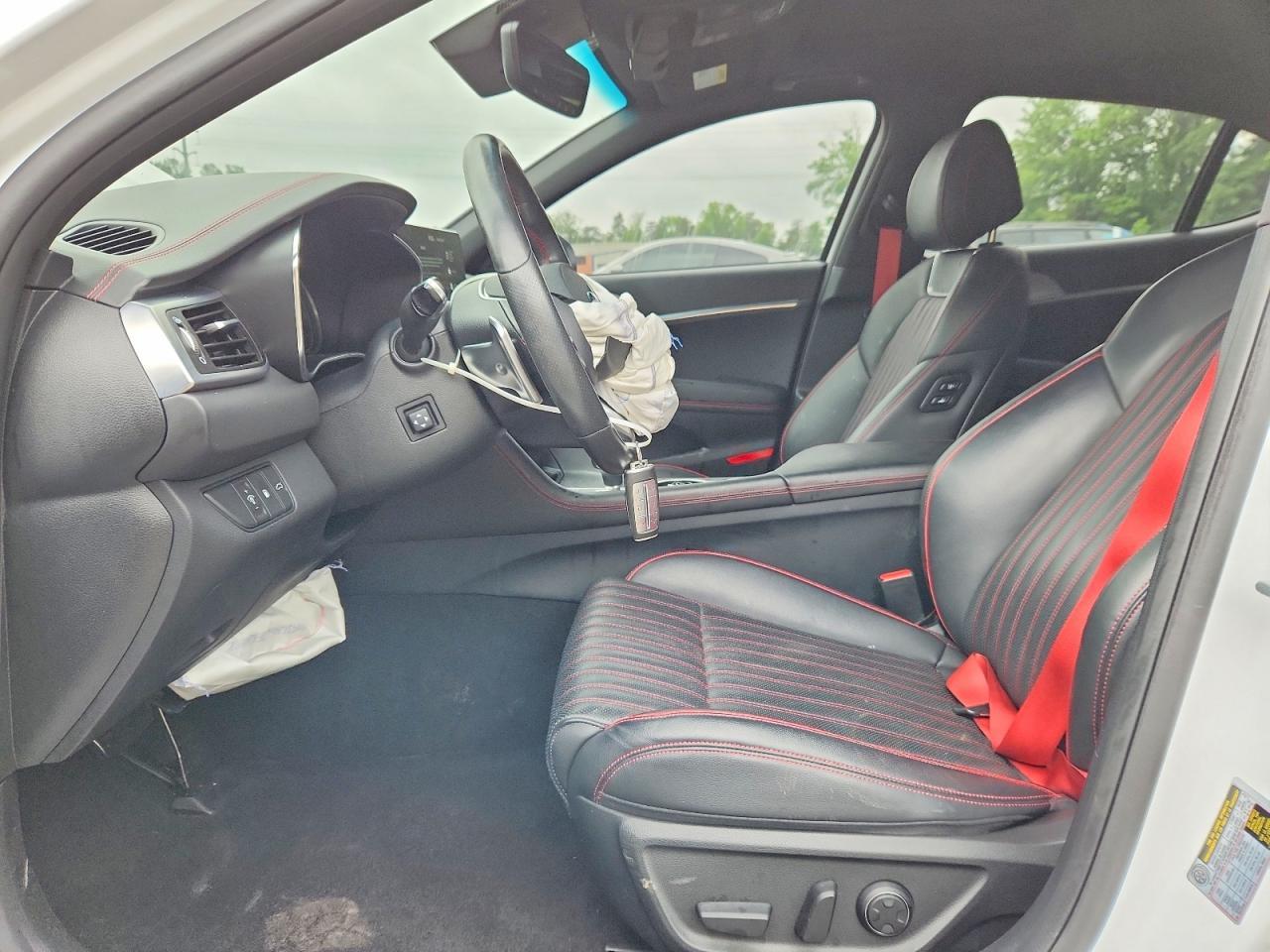 2023 Genesis G70 2.0T - Фото 7