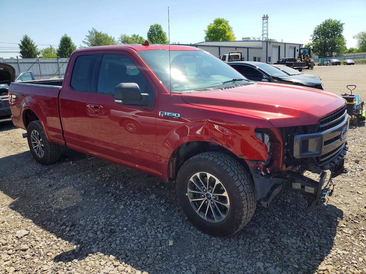 2018 Ford F150 Super Cab - Фото 4
