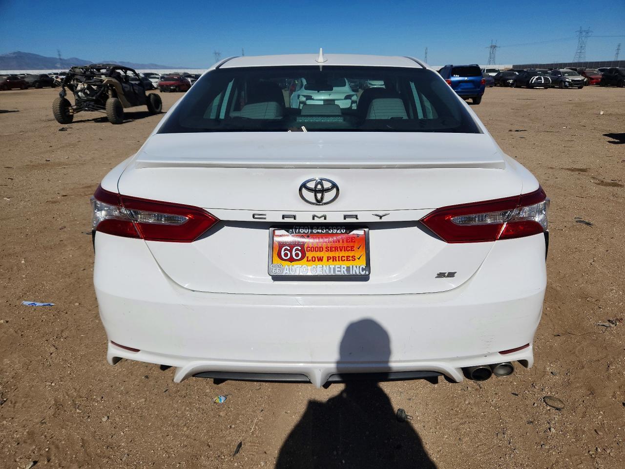 2020 Toyota Camry Se - Image 6