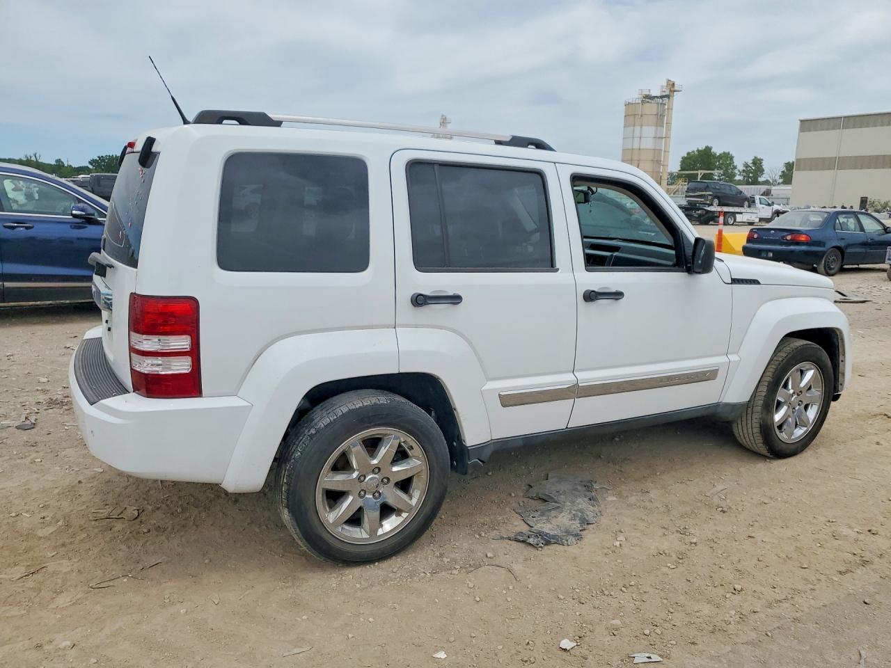 2011 Jeep Liberty Limited - Фото 3