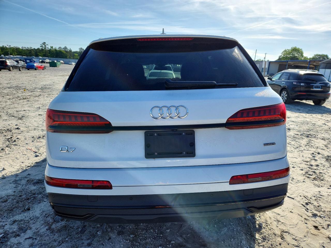 2024 Audi Q7 Premium Plus - Image 6