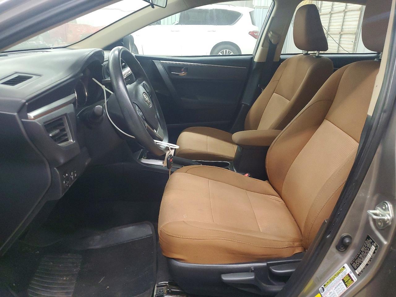 2015 Toyota Corolla Le - Фото 7