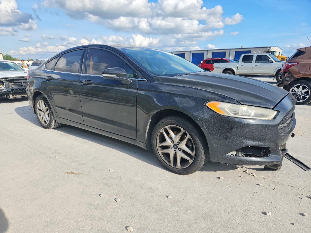 2014 Ford Fusion Se - Фото 4