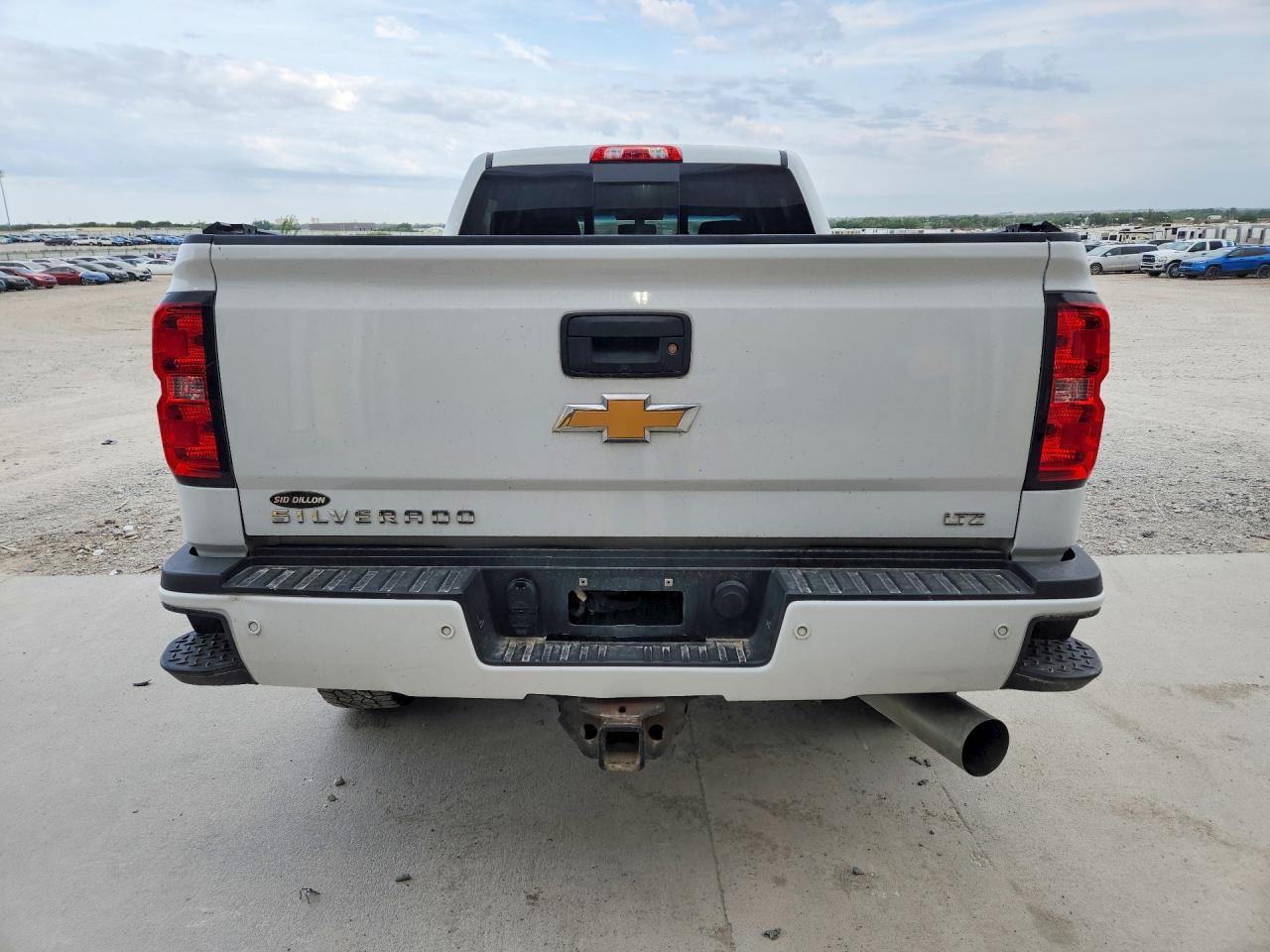 2017 Chevrolet Silverado K2500 Heavy Duty Ltz - Фото 6