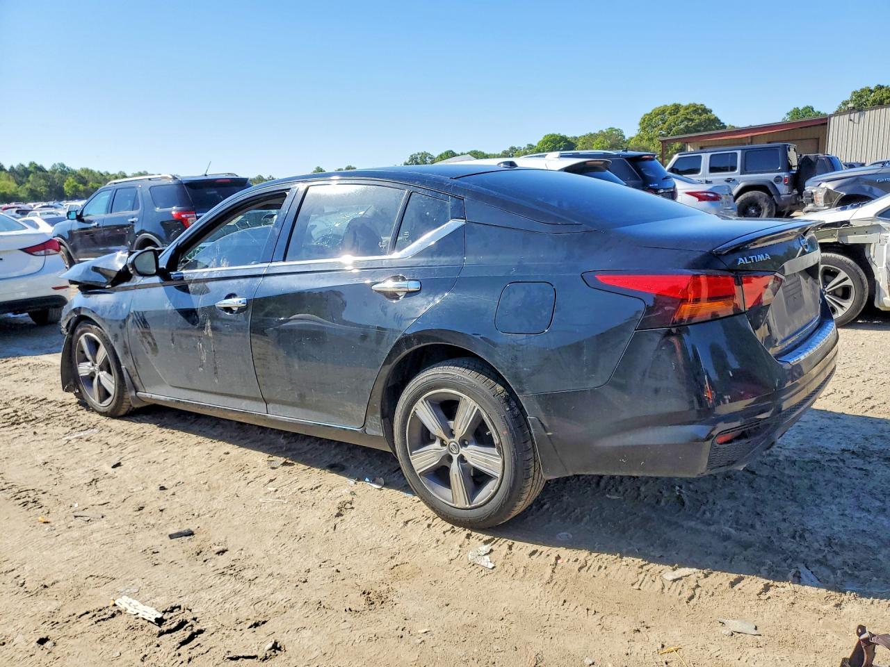 2019 Nissan Altima Sv - Фото 2