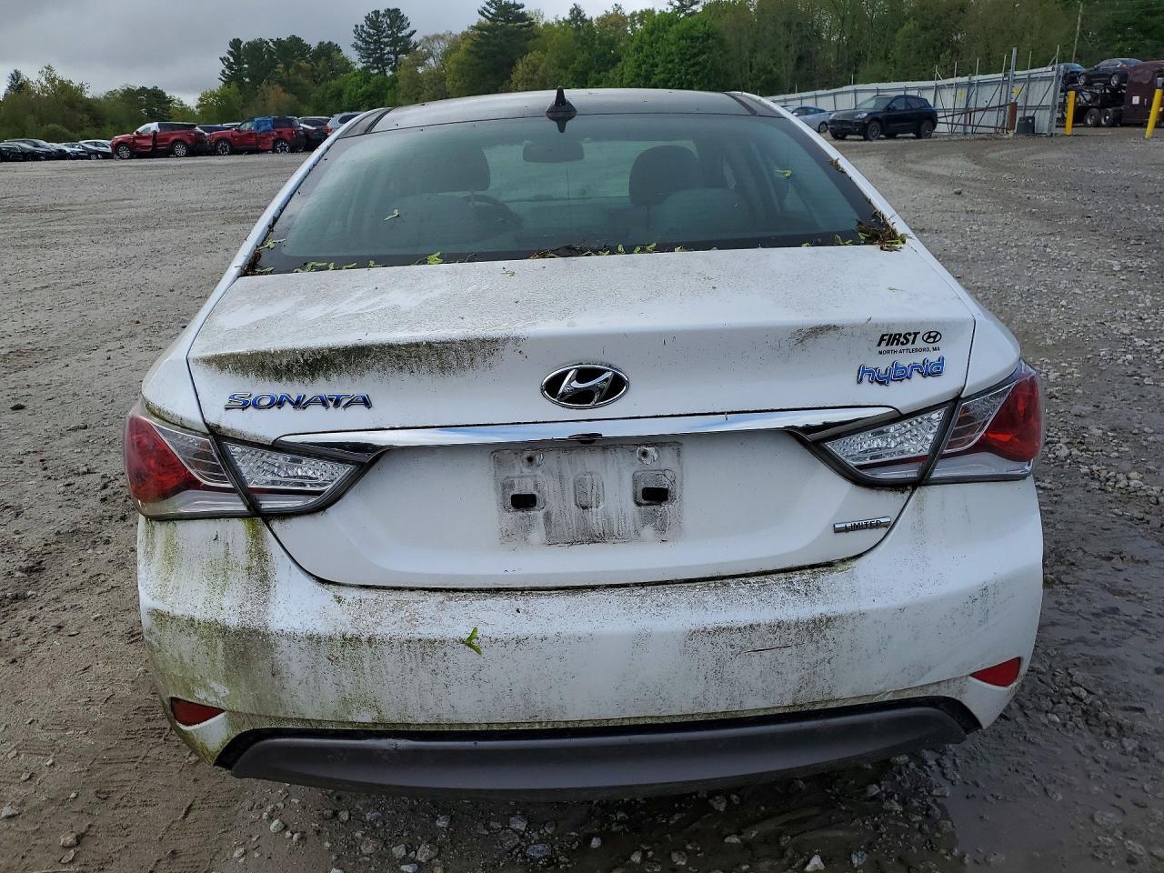2015 Hyundai Sonata Hybrid Limited - Image 6