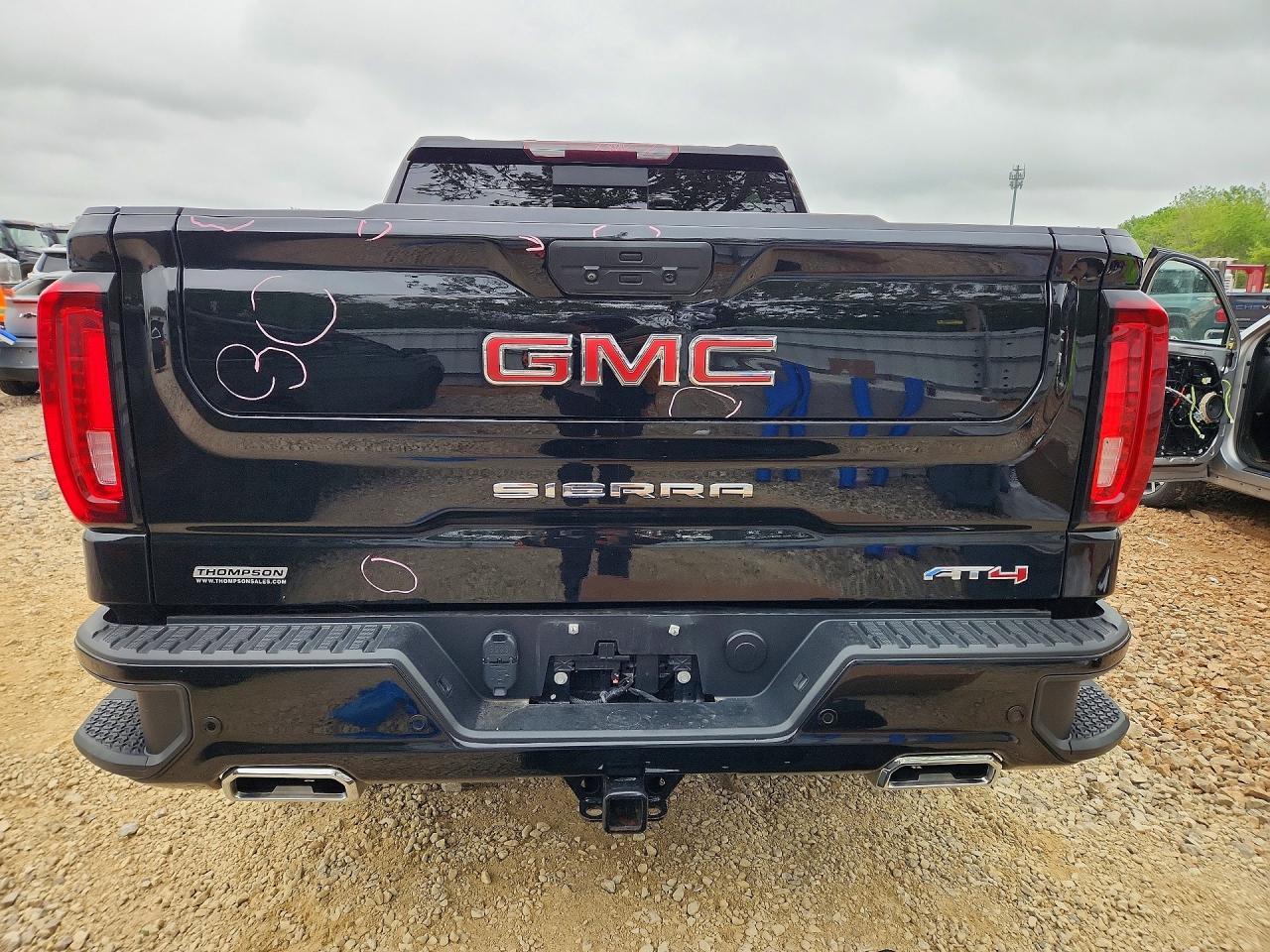 2021 GMC Sierra K1500 At4 - Фото 6