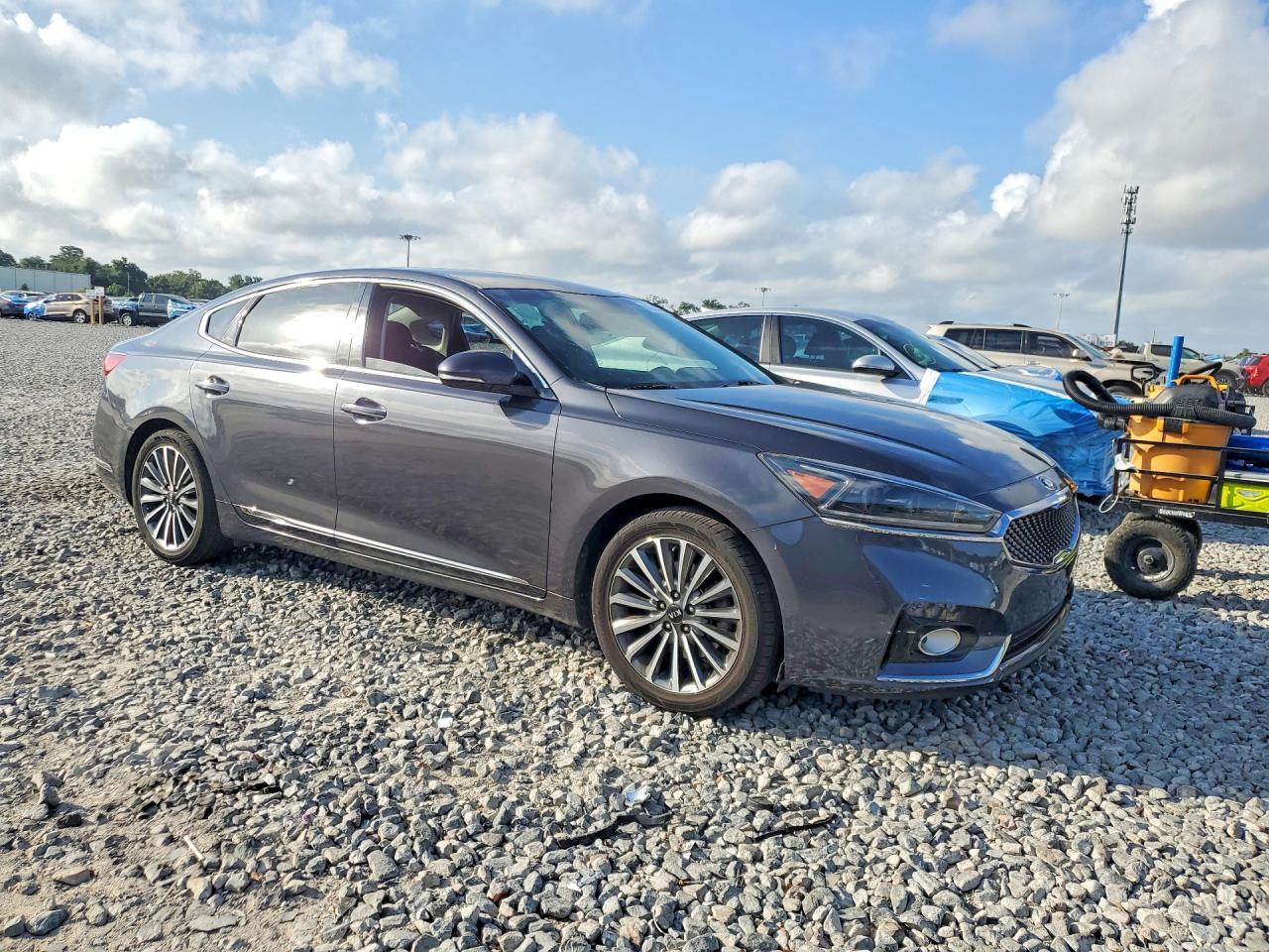 2018 Kia Cadenza Premium - Фото 4