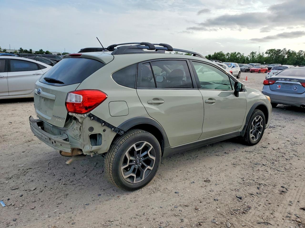 2017 Subaru Crosstrek Premium - Фото 3