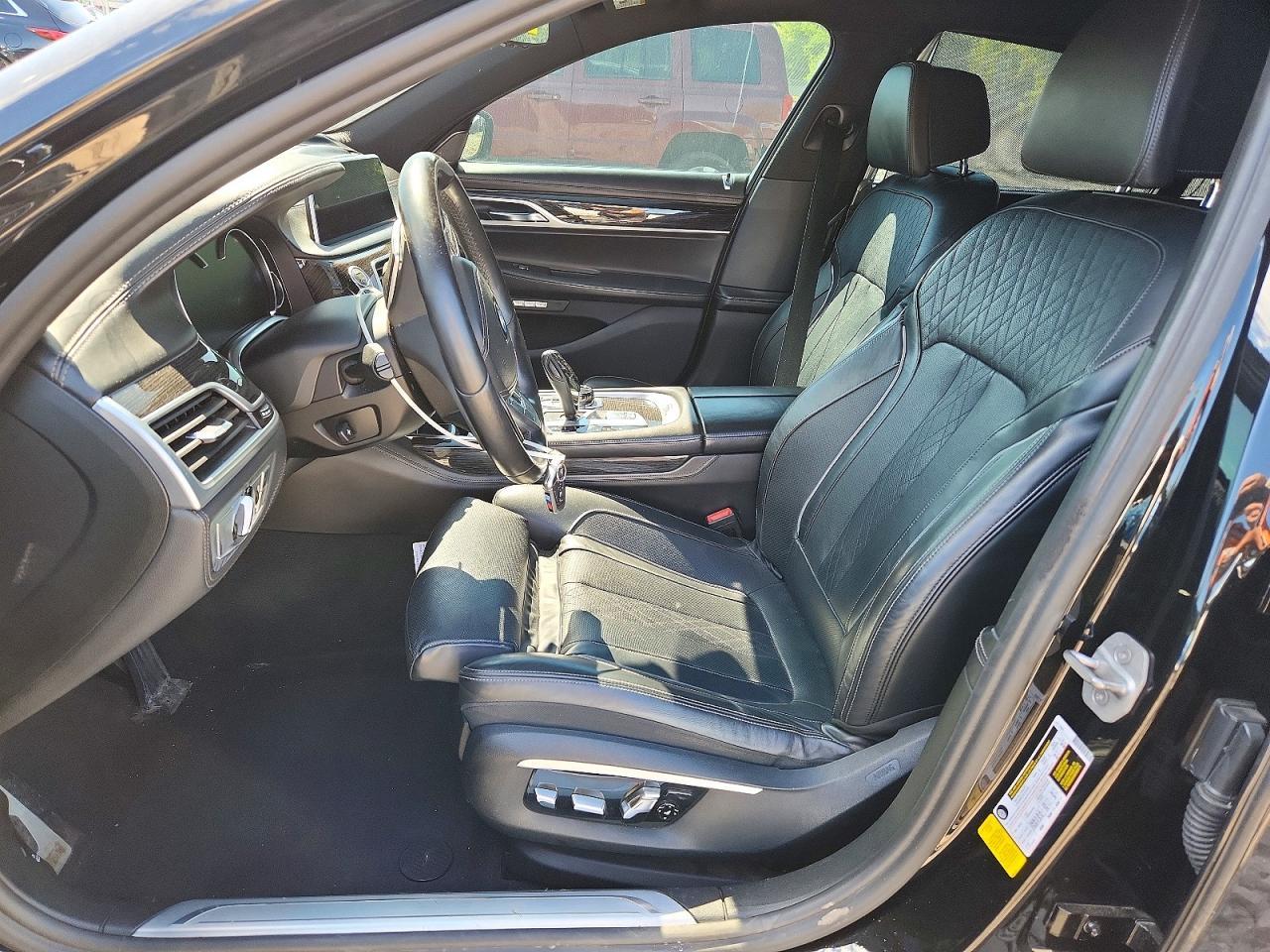 2016 BMW 750 I - Фото 7
