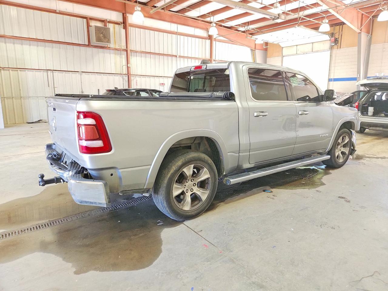 2019 Ram 1500 Laramie - Фото 3