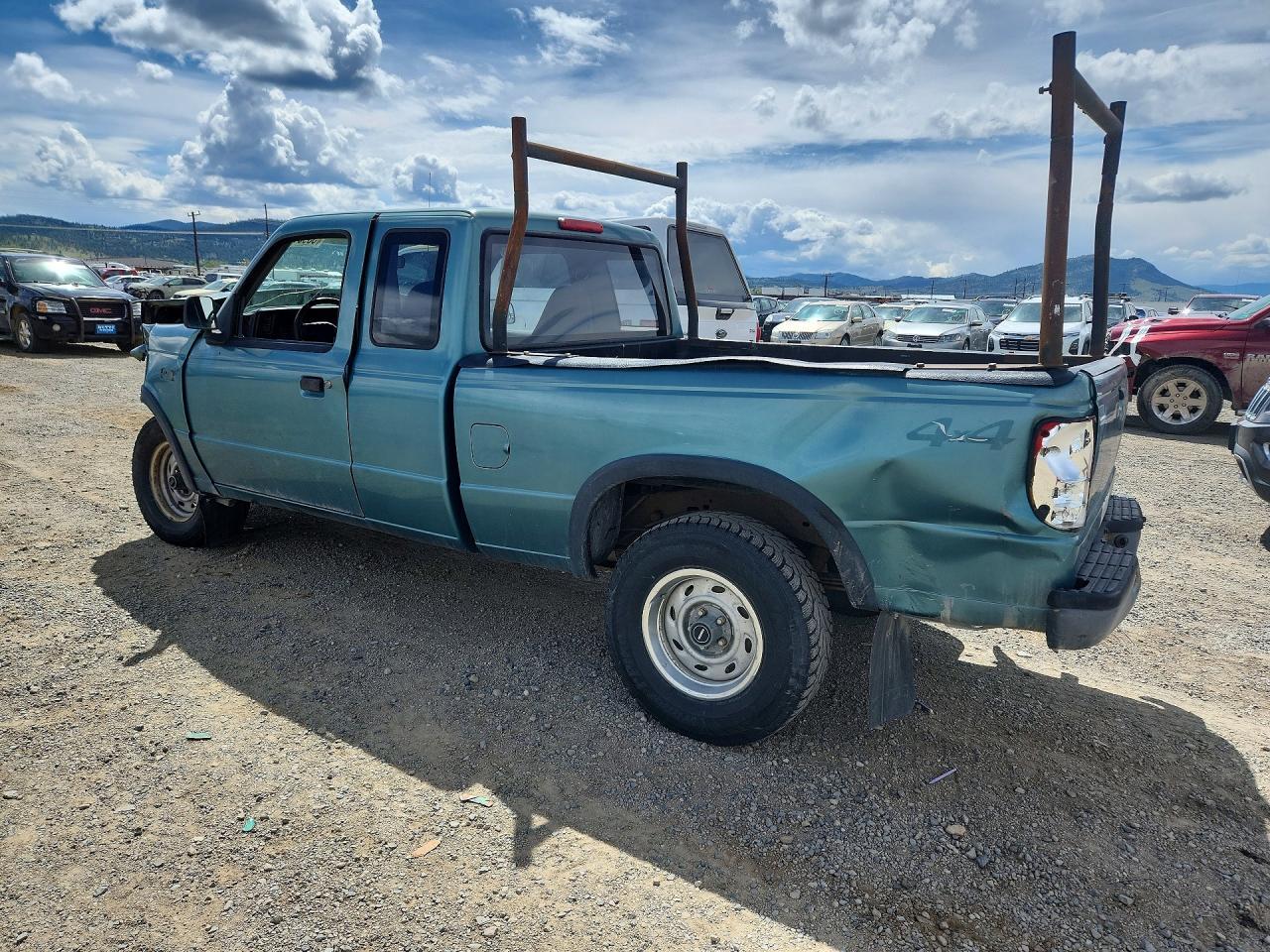 1994 Mazda B3000 Cab Plus - Фото 2