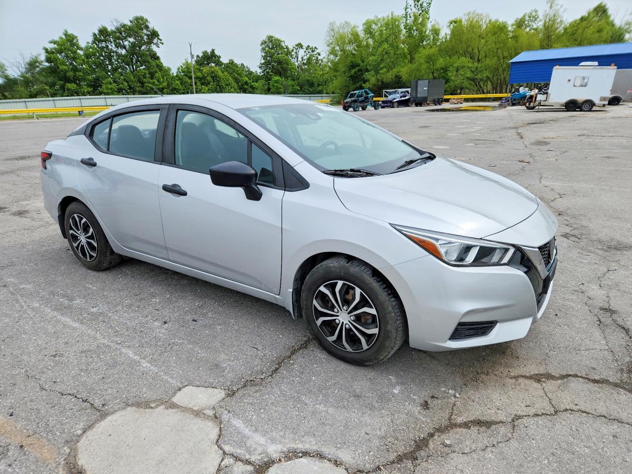 2020 Nissan Versa S - Фото 4