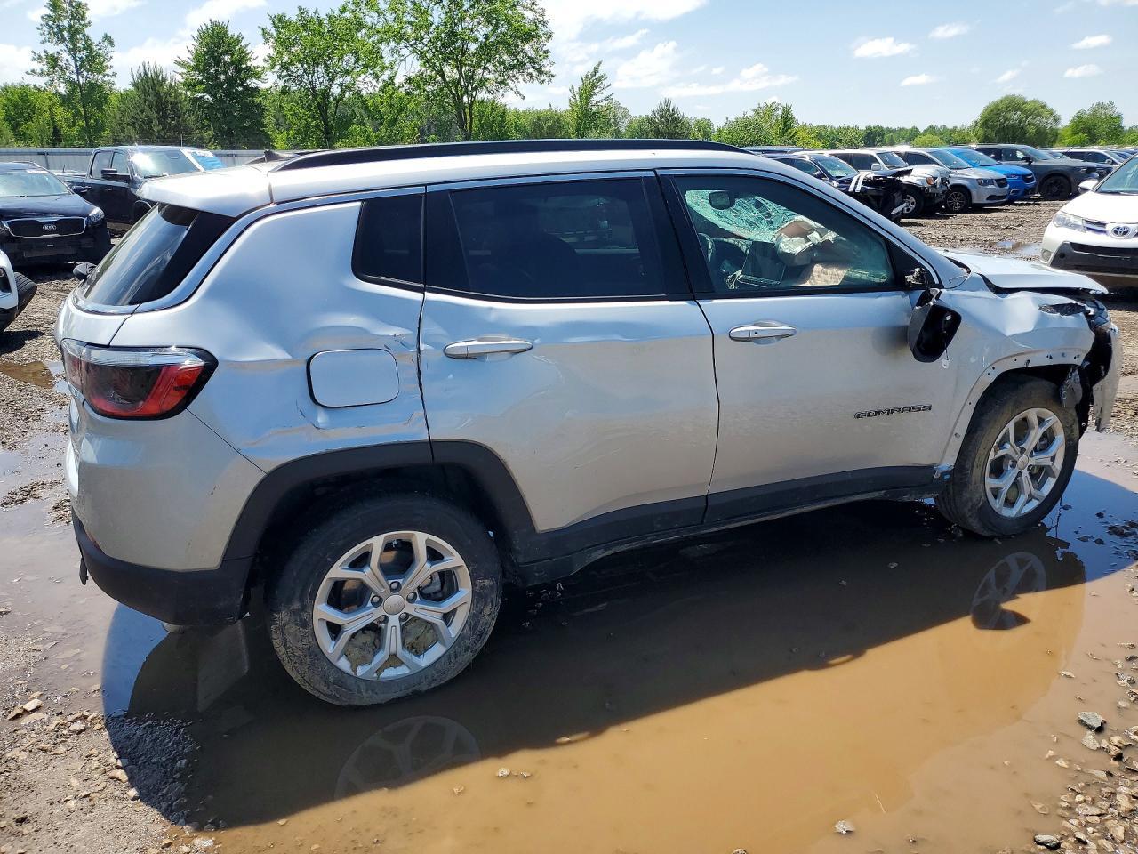 2024 Jeep Compass Latitude - Фото 3