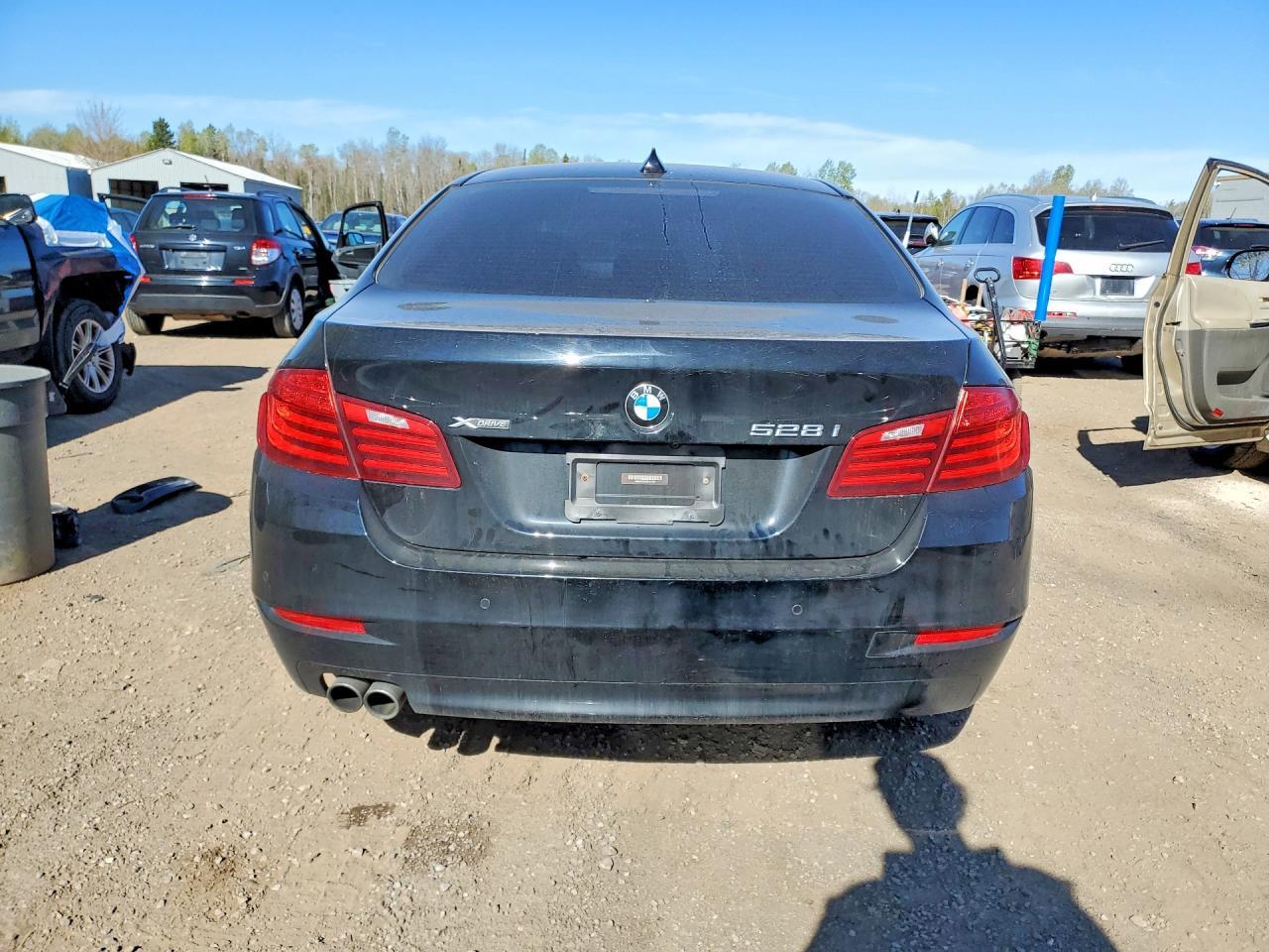 2016 BMW 528 Xi - Image 6